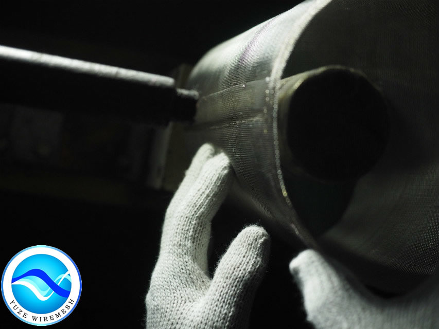 44.jpg 不銹鋼絲網過濾筒